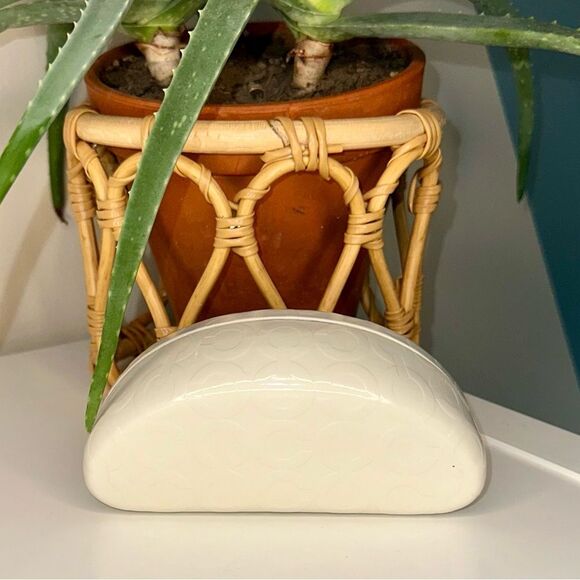 Coach White Oversized Hard Shell Embossed Signature C Glasses Sunglasses Case - Picture 4 of 9